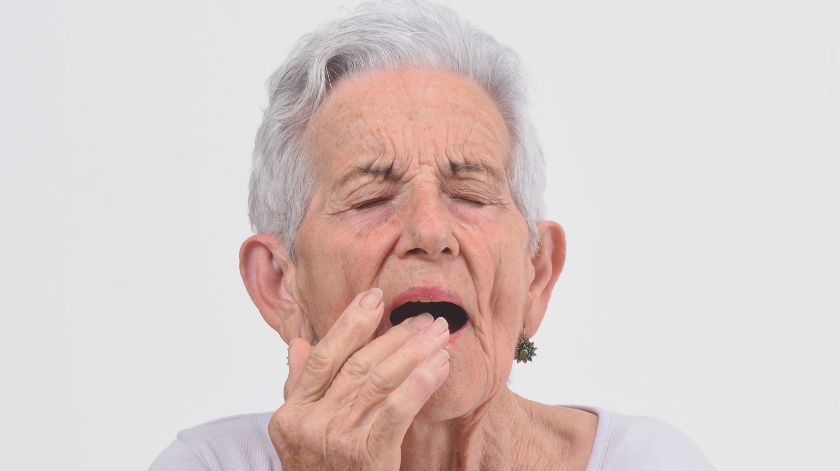 Síntomas de la estomatitis por prótesis dental Síntomas de la estomatitis por prótesis dental